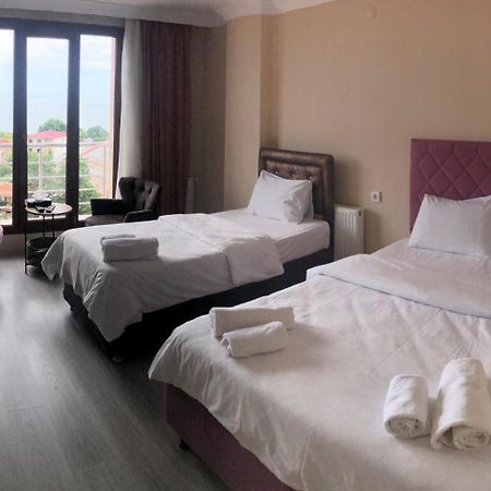 Huma Park Hotel ทรับซอน ภายนอก รูปภาพ